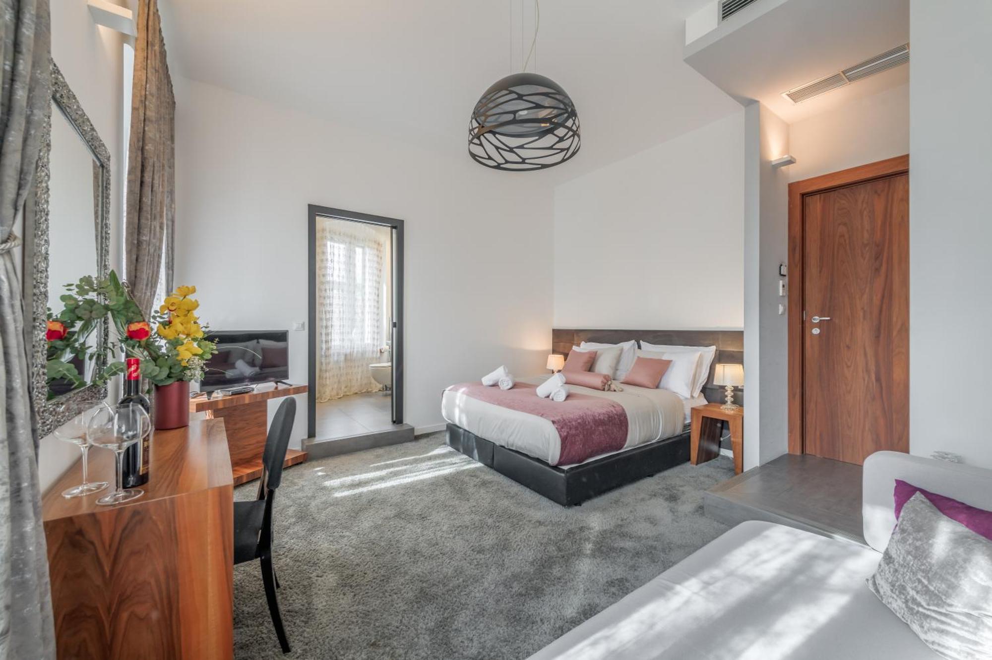 Starlight Luxury Suites Split Extérieur photo