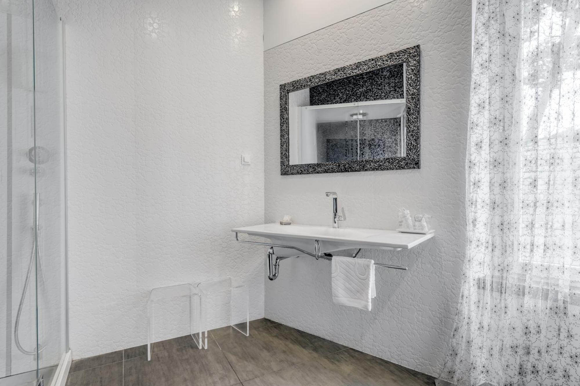 Starlight Luxury Suites Split Extérieur photo