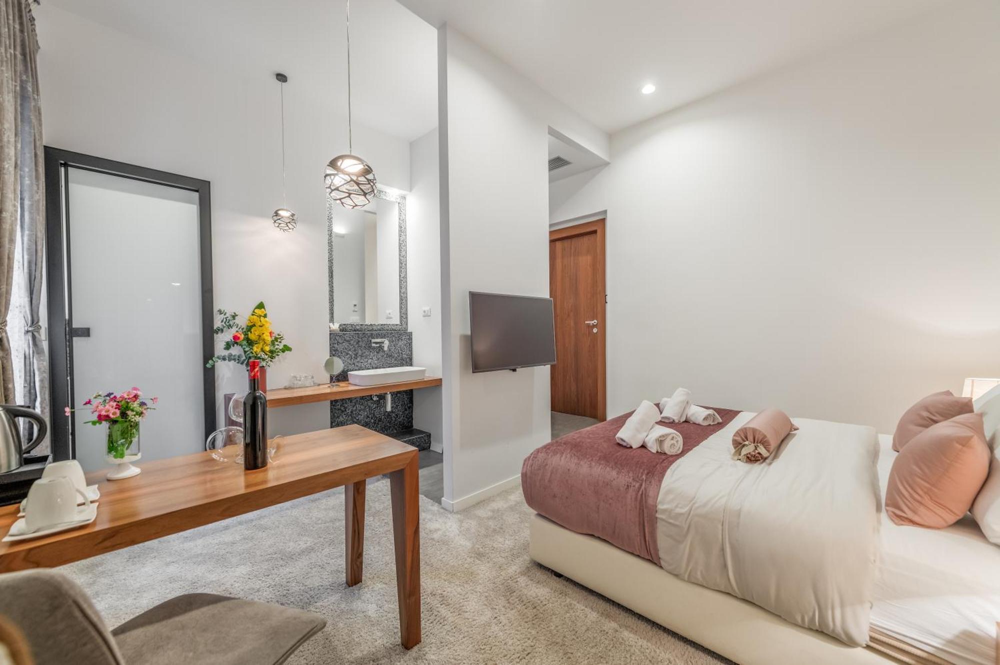 Starlight Luxury Suites Split Extérieur photo