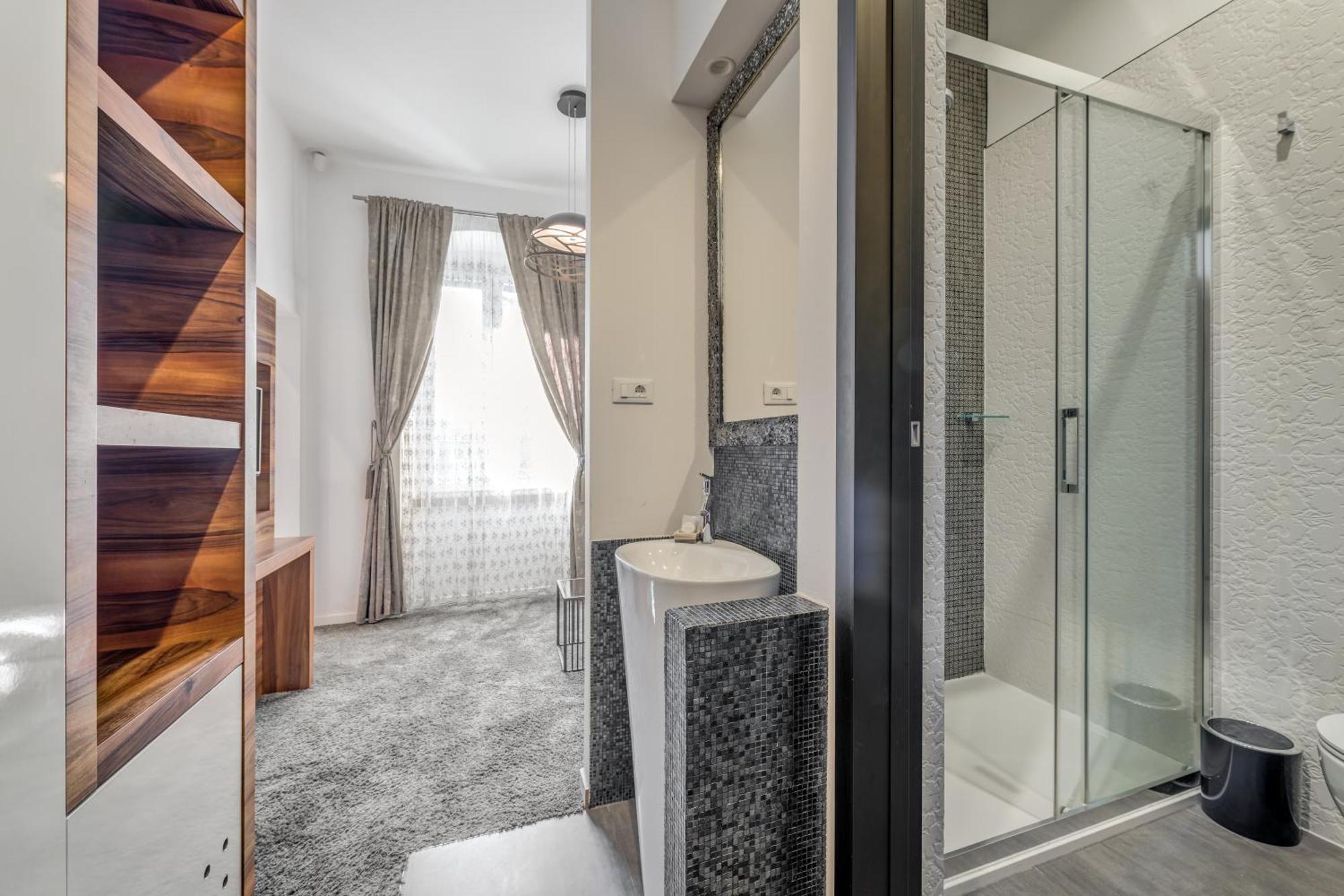 Starlight Luxury Suites Split Extérieur photo